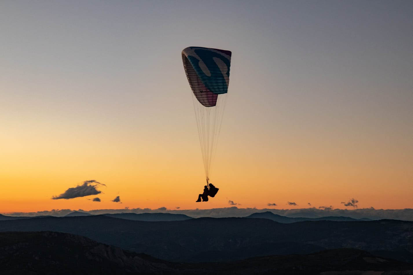 paragliding annecy lake