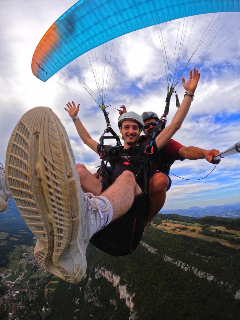 paragliding flight annecy alps