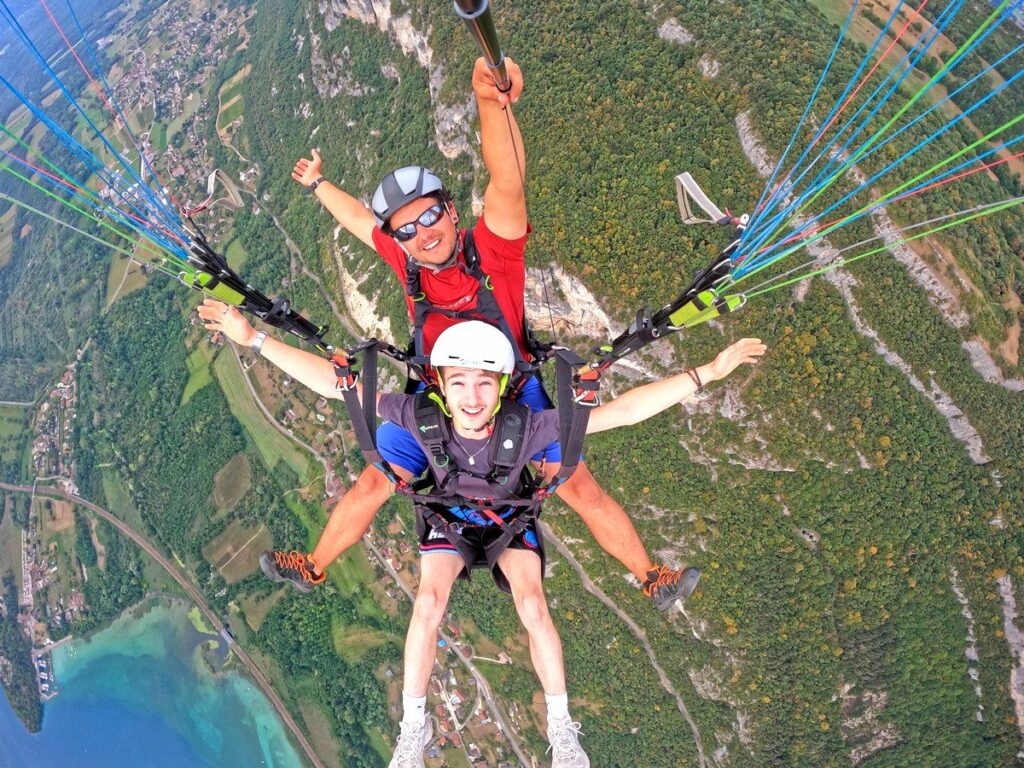 paragliding jump aix les bains