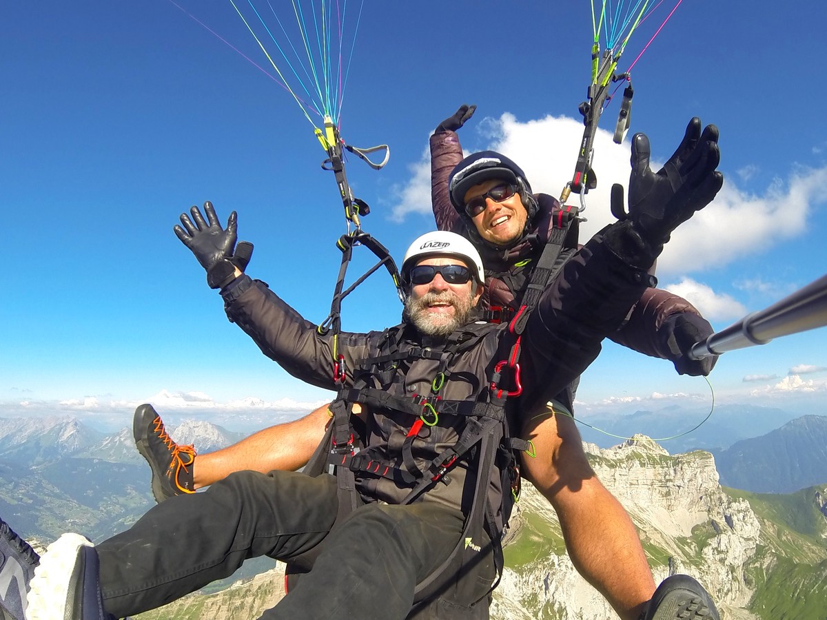 paragliding tandem flight voucher aix les bains