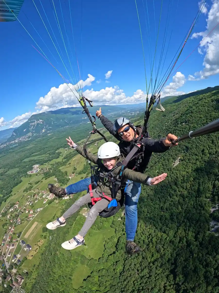 baptême parapente enfant sapenay aix-les-bains