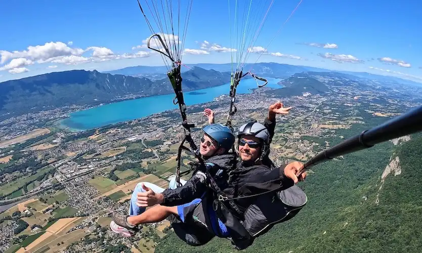 école de parapente Chambéry en savoie lac du Bourget