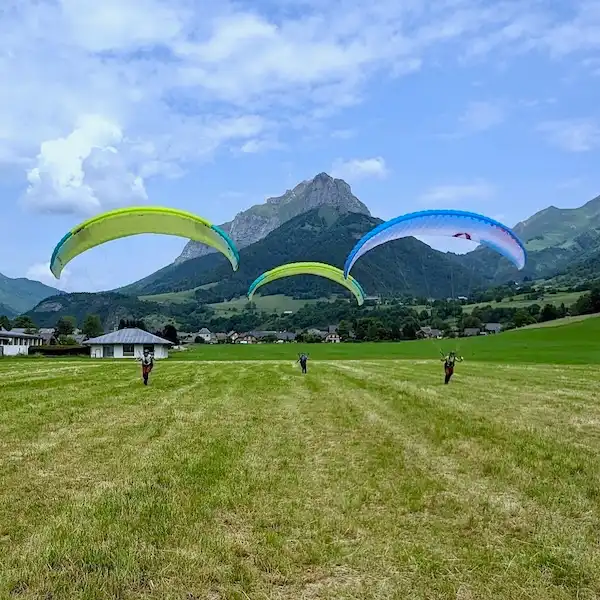 école de parapente massif des Bauges Savoie et Haute-Savoie
