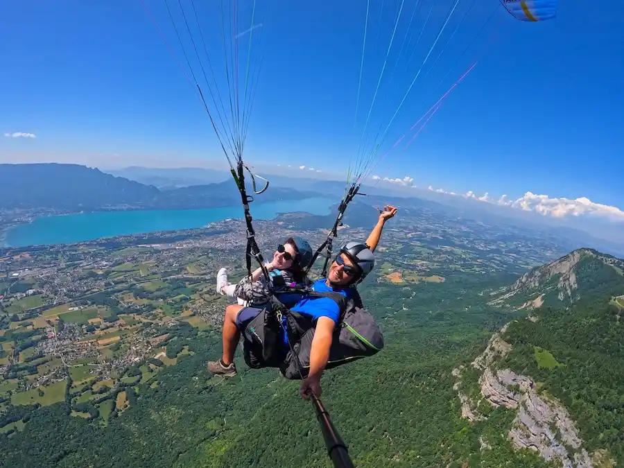 parapente revard vue sur aix les bains