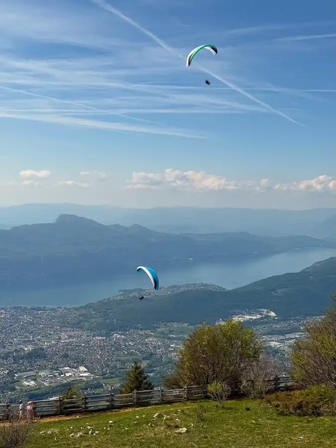 vu lac du Bourget depuis le revard en parapente biplace